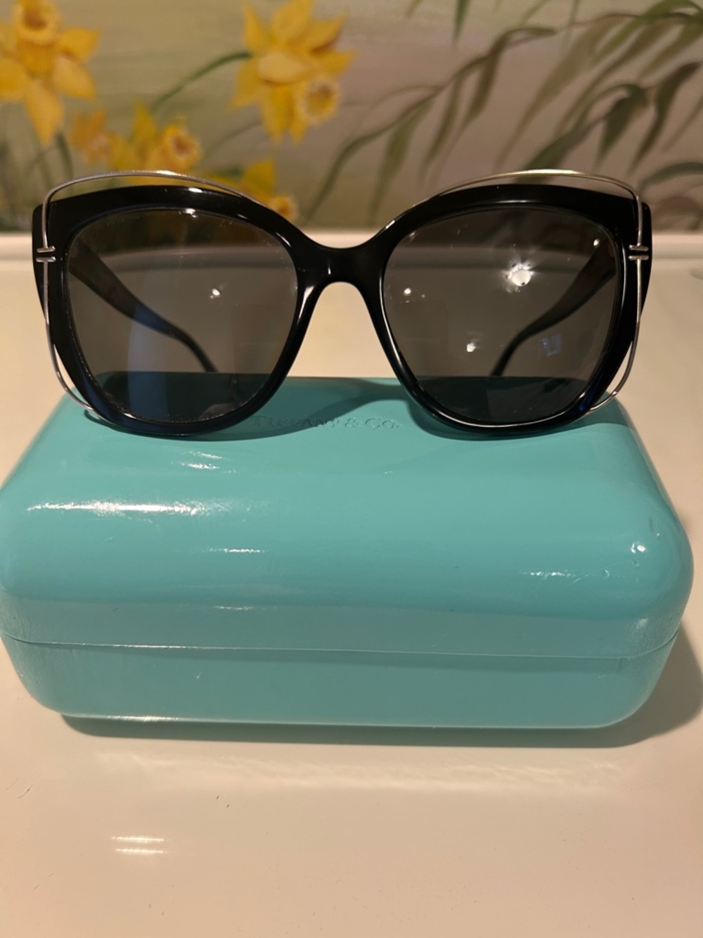 Tiffany & Co. TF4148 Black/Gold Cat-Eye Frames. Made in Italy w/ Case - Picture 3 of 11